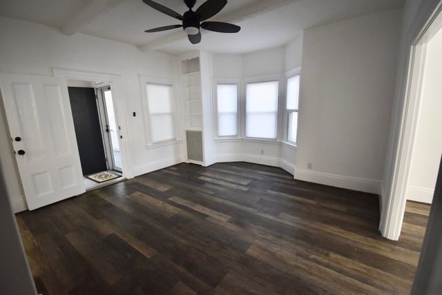 15 County St 1, Peabody, MA 01960
