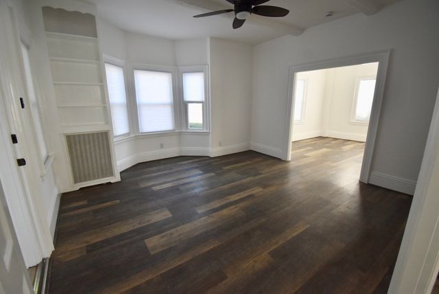 15 County St 1, Peabody, MA 01960