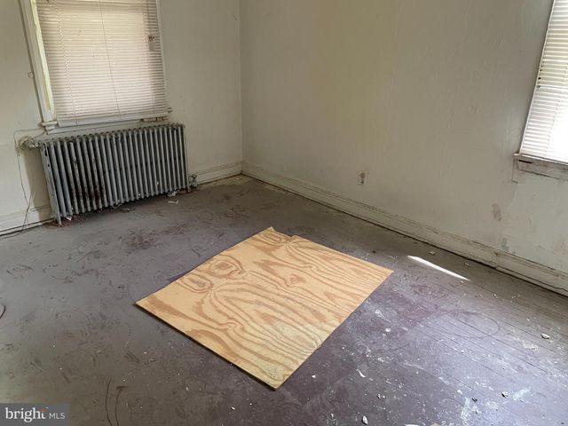 4264 CLAY ST NE, Washington, DC 20019
