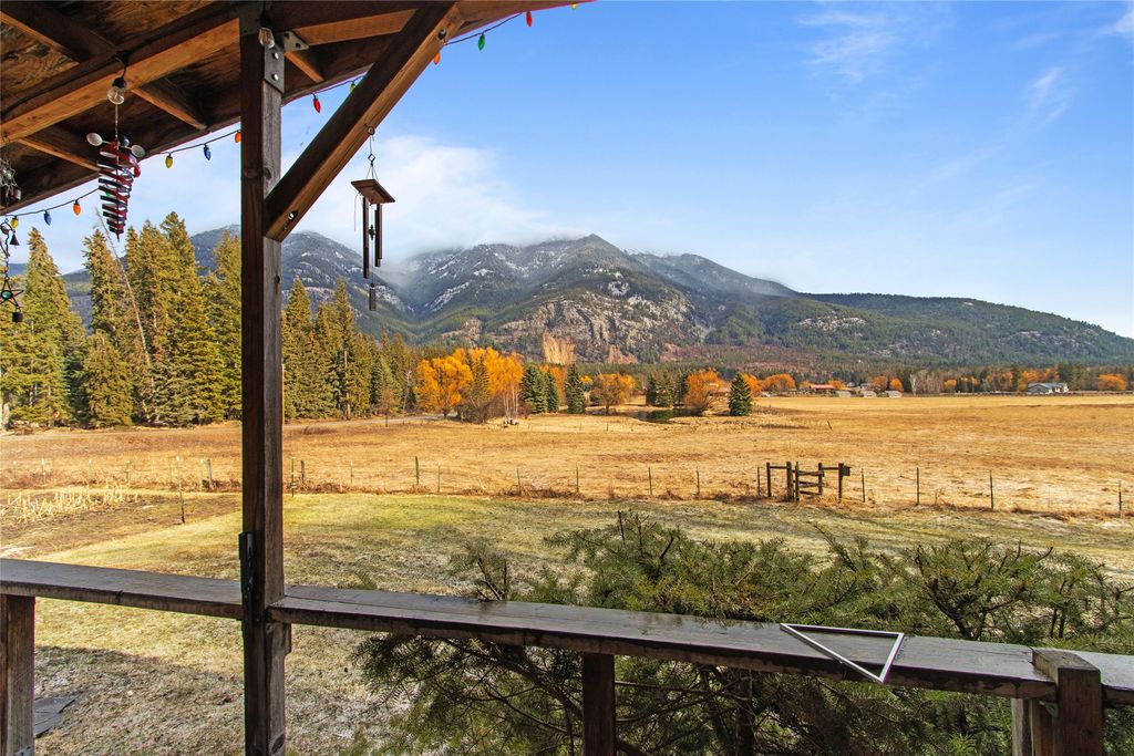 595 Lauman Road, Kalispell, MT 59901