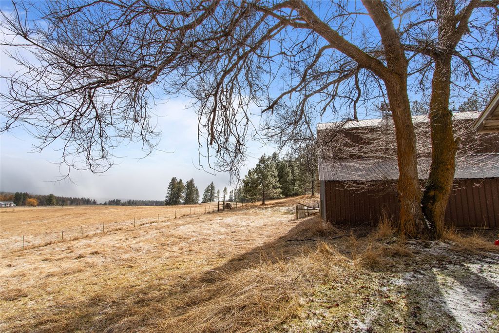 595 Lauman Road, Kalispell, MT 59901 photo 19