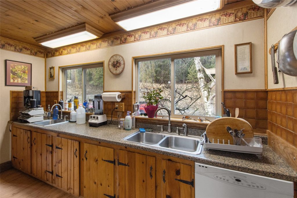595 Lauman Road, Kalispell, MT 59901 photo 42