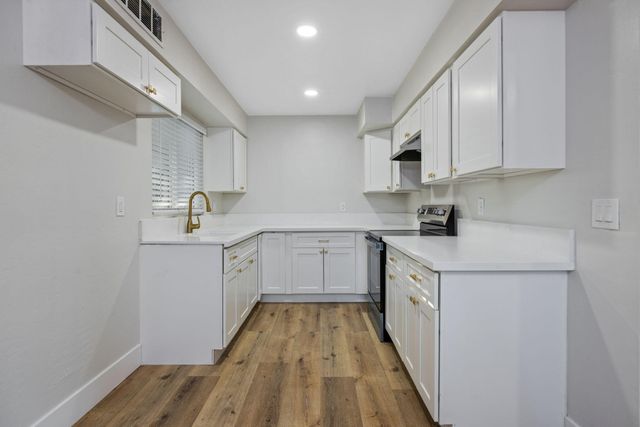 5374 N Santa Fe Avenue, Fresno, CA 93711