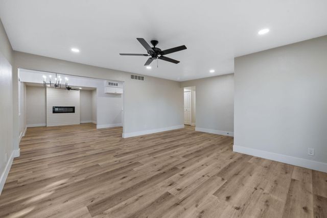 5374 N Santa Fe Avenue, Fresno, CA 93711