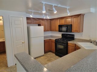 9303 Gilcrease Avenue 1203, Las Vegas, NV 89149