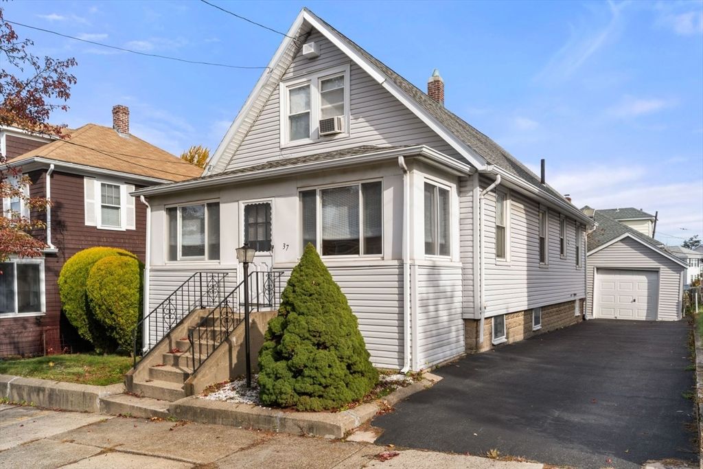 37 Greenhalge Ave, Everett, MA 02149