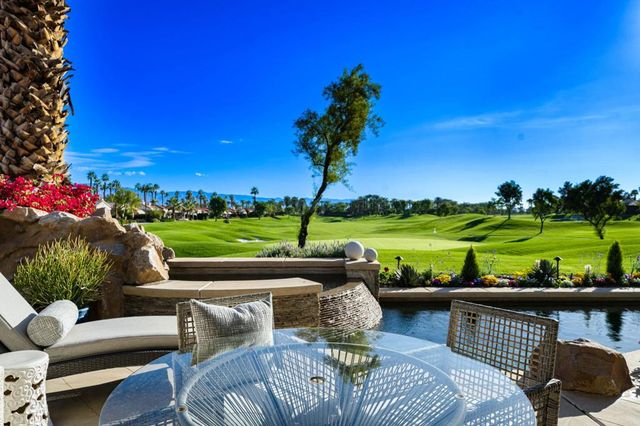 320 Bright Rock Drive, Palm Desert, CA 92211