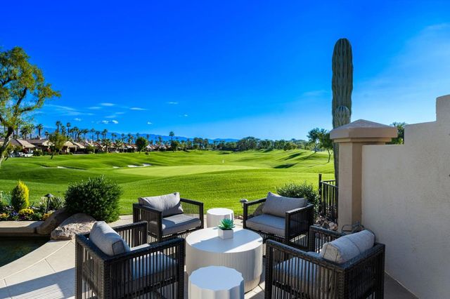 320 Bright Rock Drive, Palm Desert, CA 92211