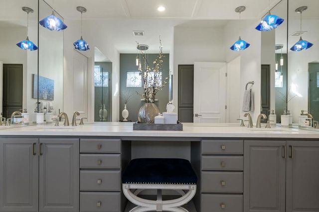 320 Bright Rock Drive, Palm Desert, CA 92211