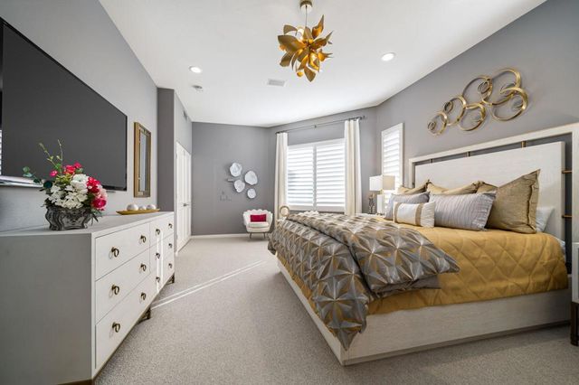 320 Bright Rock Drive, Palm Desert, CA 92211