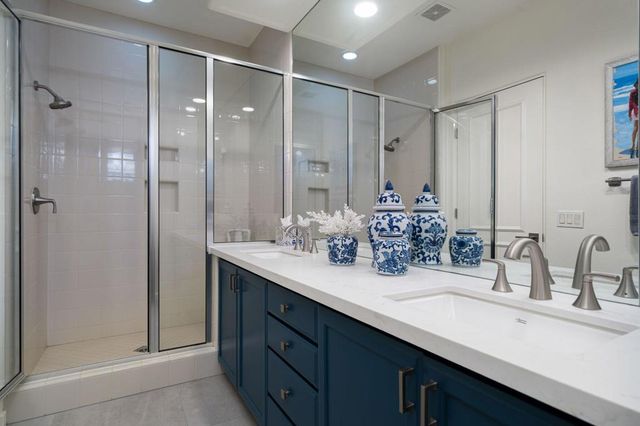 320 Bright Rock Drive, Palm Desert, CA 92211