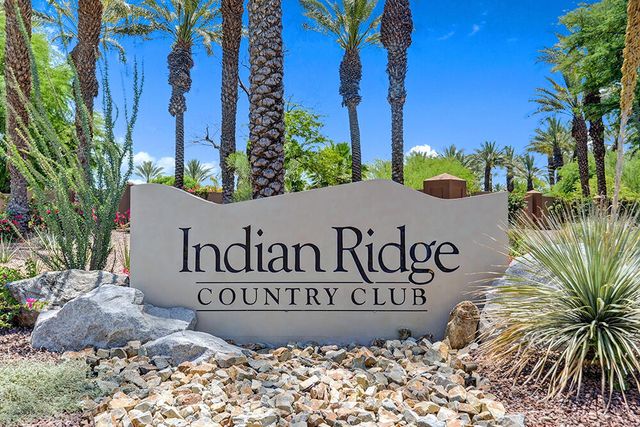 320 Bright Rock Drive, Palm Desert, CA 92211
