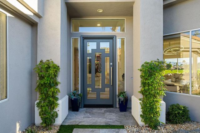 320 Bright Rock Drive, Palm Desert, CA 92211