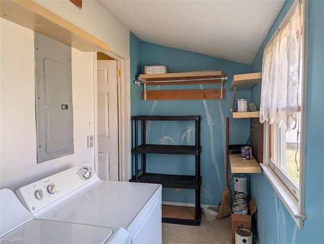 817 Park Drive, Gibsonville, NC 27249