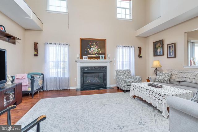 124 CHANDLERS GLEN DR, Bunker Hill, WV 25413