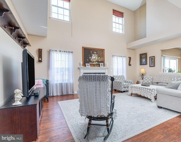 124 CHANDLERS GLEN DR, Bunker Hill, WV 25413