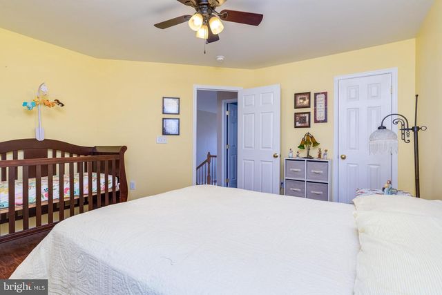 124 CHANDLERS GLEN DR, Bunker Hill, WV 25413