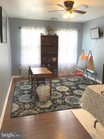 124 CHANDLERS GLEN DR, Bunker Hill, WV 25413