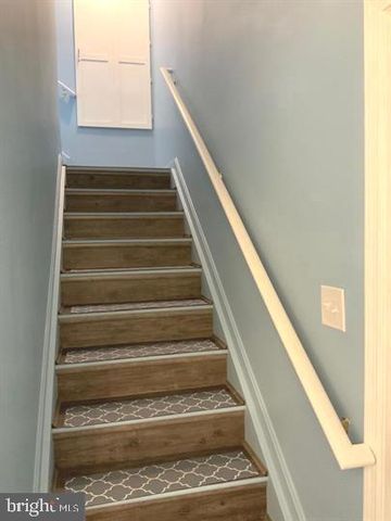 124 CHANDLERS GLEN DR, Bunker Hill, WV 25413