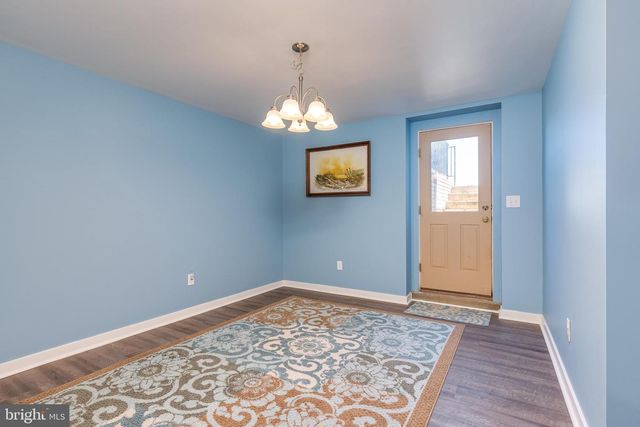 124 CHANDLERS GLEN DR, Bunker Hill, WV 25413