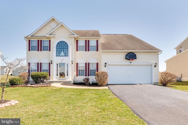 124 CHANDLERS GLEN DR, Bunker Hill, WV 25413