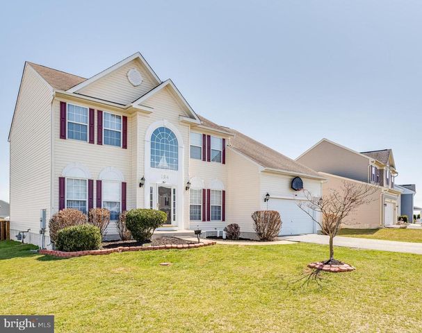 124 CHANDLERS GLEN DR, Bunker Hill, WV 25413