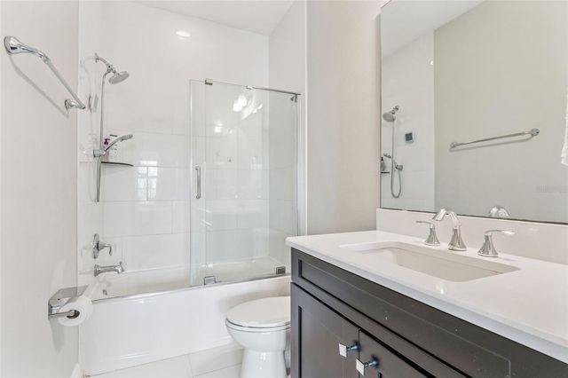 16776 BROADWATER AVENUE, Winter Garden, FL 34787