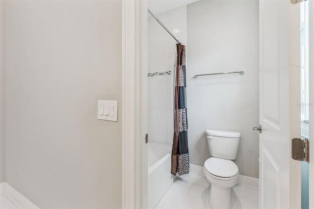 16776 BROADWATER AVENUE, Winter Garden, FL 34787