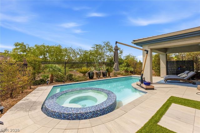 23 Reflection Bay Drive, Henderson, NV 89011