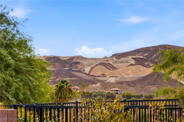 23 Reflection Bay Drive, Henderson, NV 89011