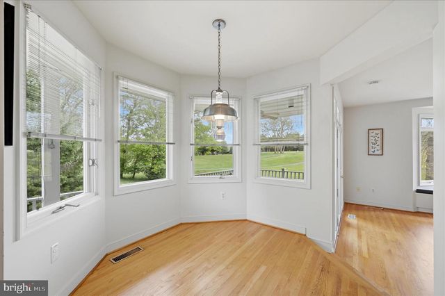 20 DRENNEN CT, Shepherdstown, WV 25443