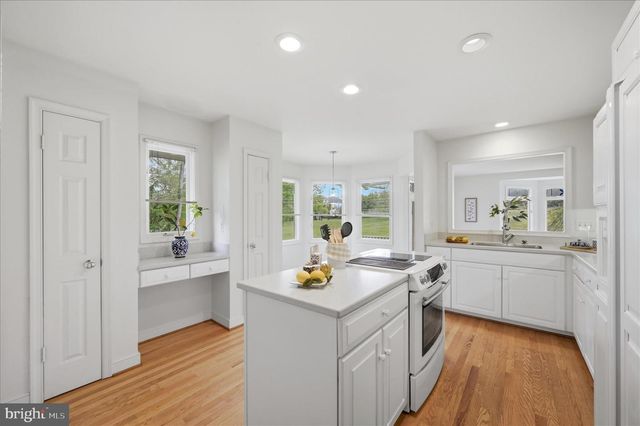 20 DRENNEN CT, Shepherdstown, WV 25443