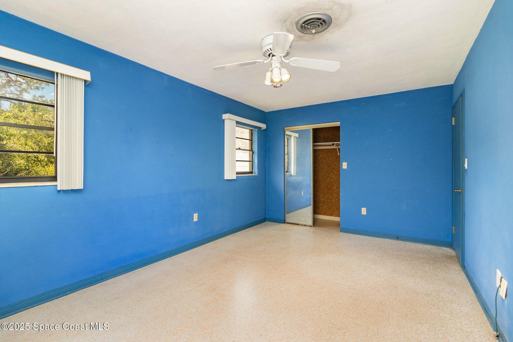 Image 18 of property listing at 198 Magnolia Avenue, Melbourne, FL 32935