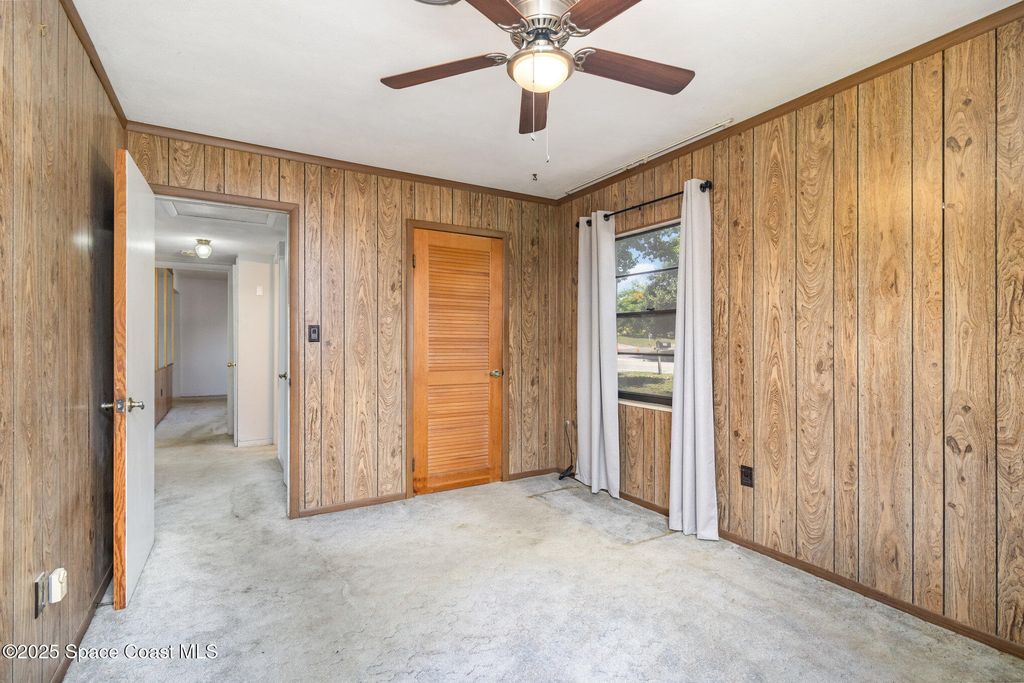 Image 20 of property listing at 198 Magnolia Avenue, Melbourne, FL 32935
