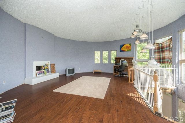 235 Quindaro Drive, Florissant, MO 63034