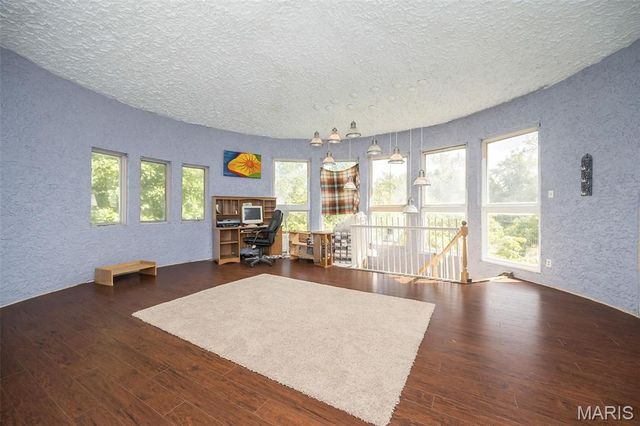 235 Quindaro Drive, Florissant, MO 63034