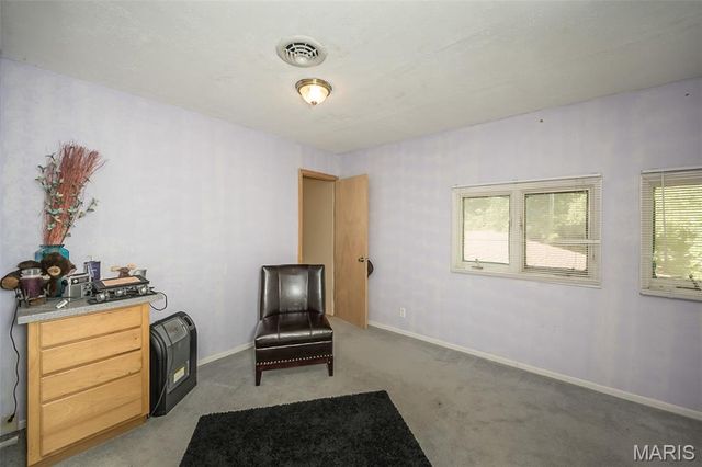 235 Quindaro Drive, Florissant, MO 63034