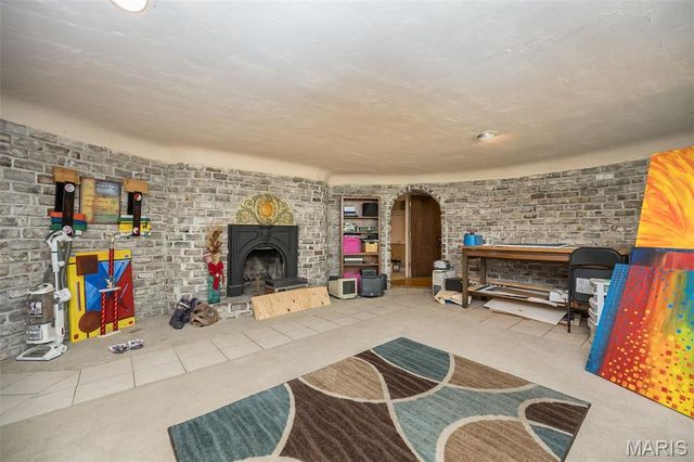 235 Quindaro Drive, Florissant, MO 63034