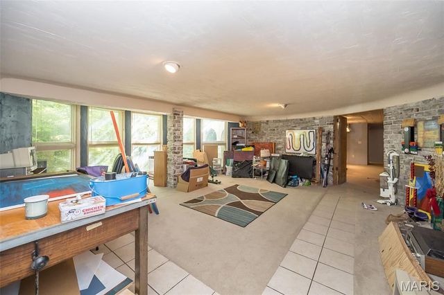 235 Quindaro Drive, Florissant, MO 63034