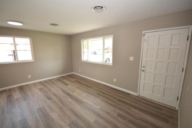1283 Carolwood Avenue, Columbus, OH 43227