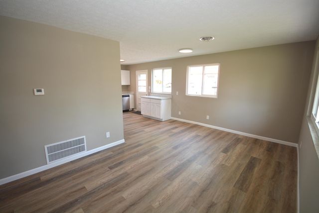 1283 Carolwood Avenue, Columbus, OH 43227
