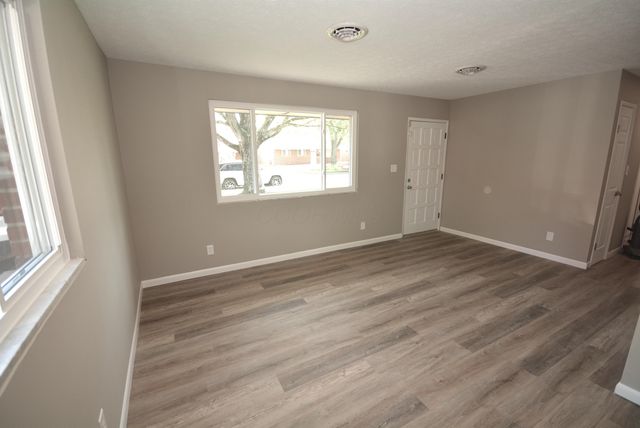 1283 Carolwood Avenue, Columbus, OH 43227