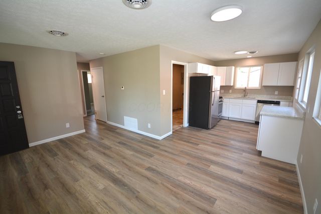 1283 Carolwood Avenue, Columbus, OH 43227