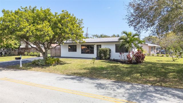 1151 NE 42nd Ct, Pompano Beach, FL 33064