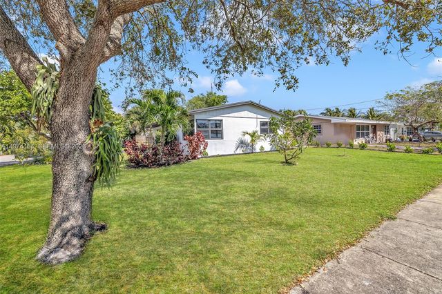 1151 NE 42nd Ct, Pompano Beach, FL 33064