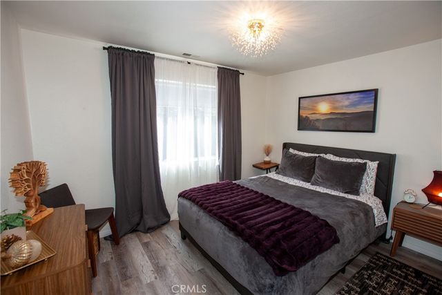 33067 Robin, Running Springs, CA 92382