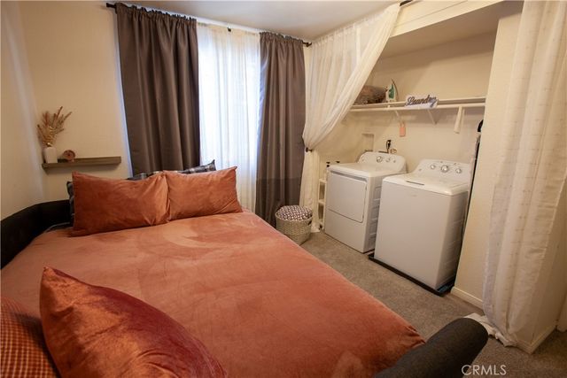 33067 Robin, Running Springs, CA 92382