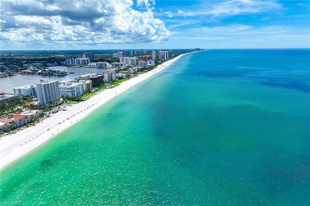 10475 Gulf Shore DR 114, Naples, FL 34108
