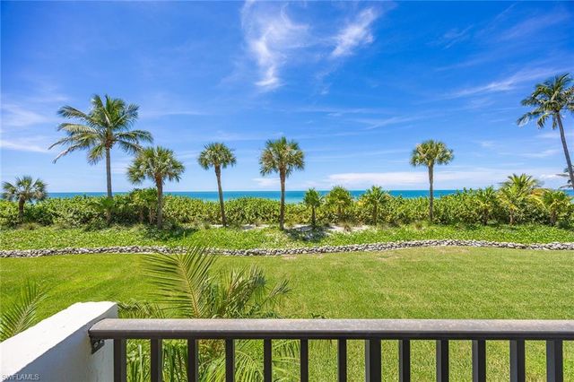 10475 Gulf Shore DR 114, Naples, FL 34108