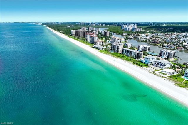 10475 Gulf Shore DR 114, Naples, FL 34108